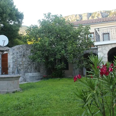 Bartola بيت للعطل