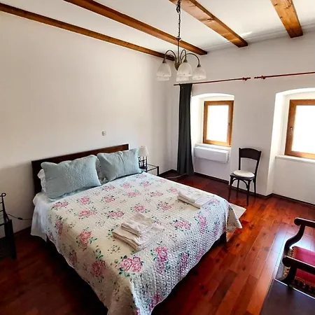 別荘 Bartola Grižane