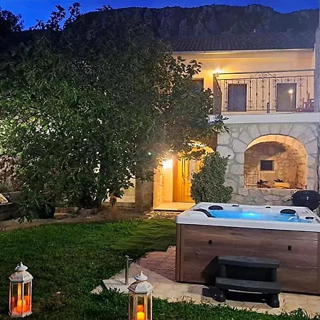 Сasa de vacaciones Bartola Grižane