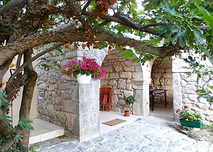 Bartola Holiday home