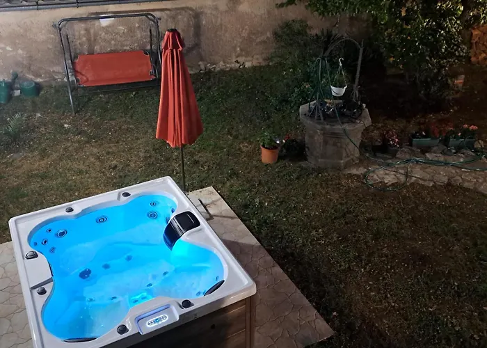 Bartola Holiday home *